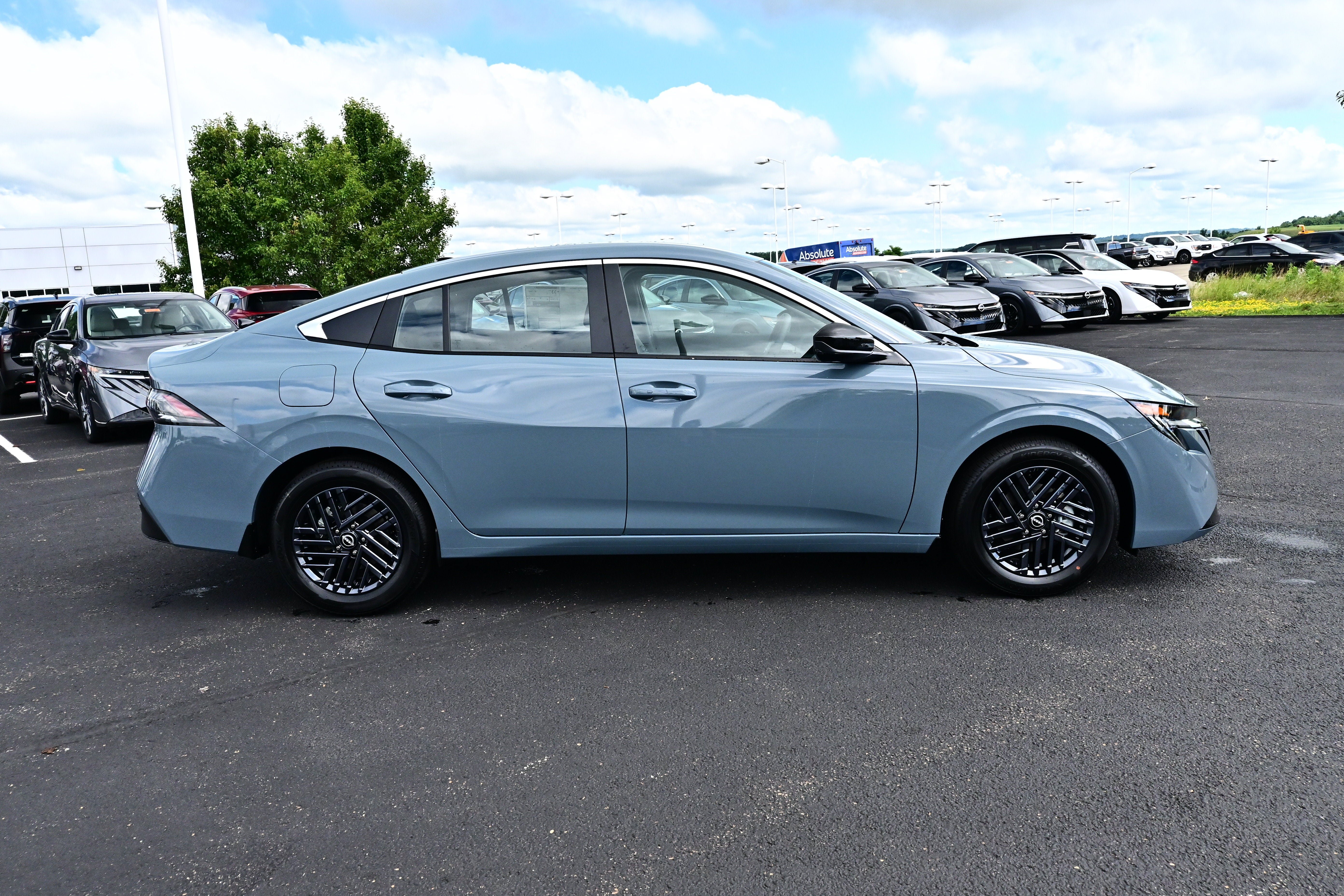New 2026 Nissan Sentra SV FWD image 5