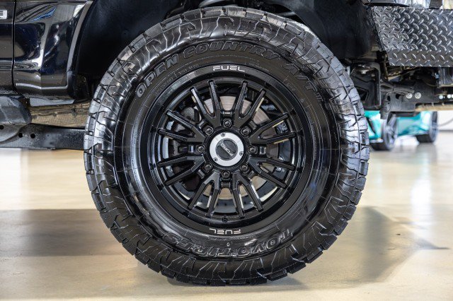 Used 2022 Ford F250 Platinum w/ FX4 Off-Road Package AWD/4WD image 27