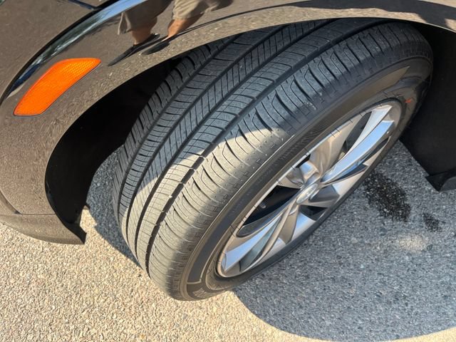 Used 2021 Buick Encore GX Essence w/ Sport Touring Package FWD image 20