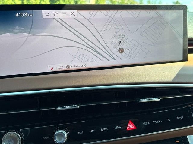 Certified 2026 Genesis GV70 2.5T Advanced AWD/4WD image 22