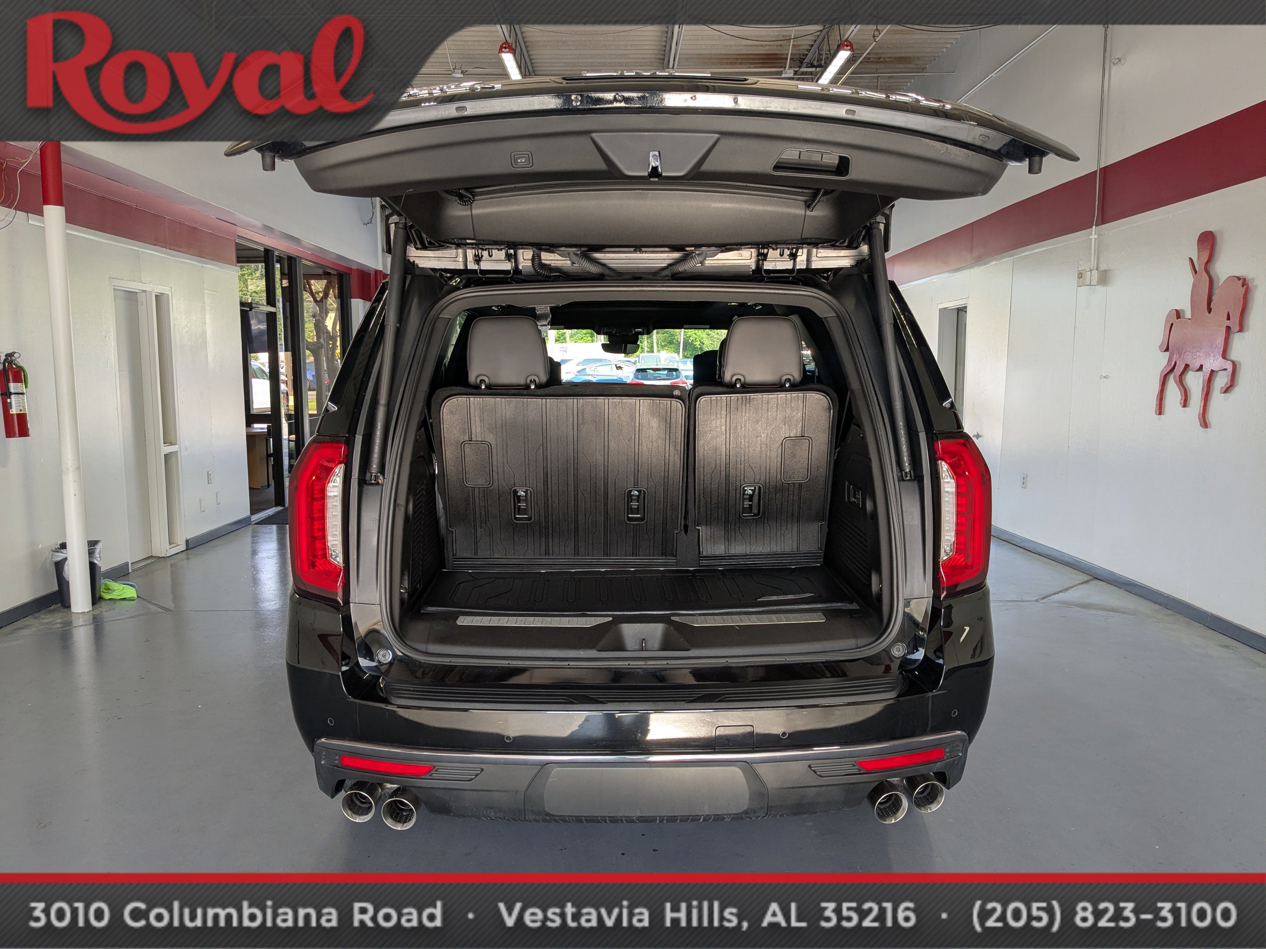 Used 2024 GMC Yukon Denali Ultimate image 13