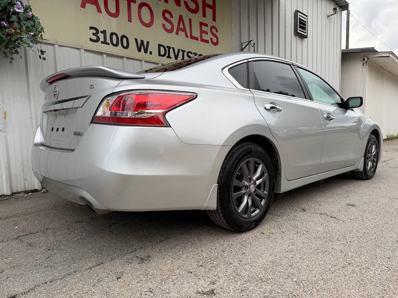 Used 2015 Nissan Altima 2.5 S w/ Special Edition Package FWD image 4