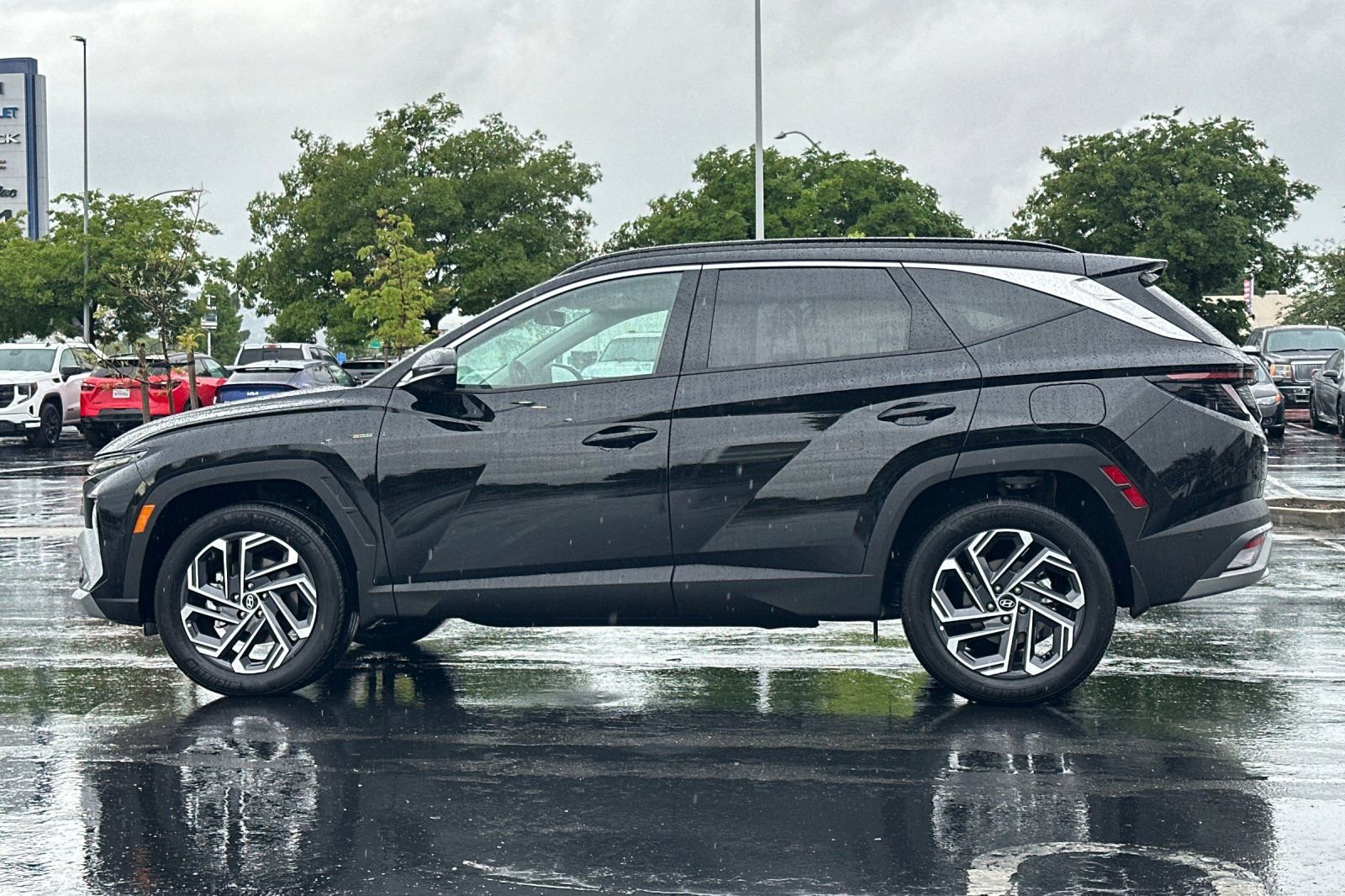 Used 2025 Hyundai Tucson Limited image 7