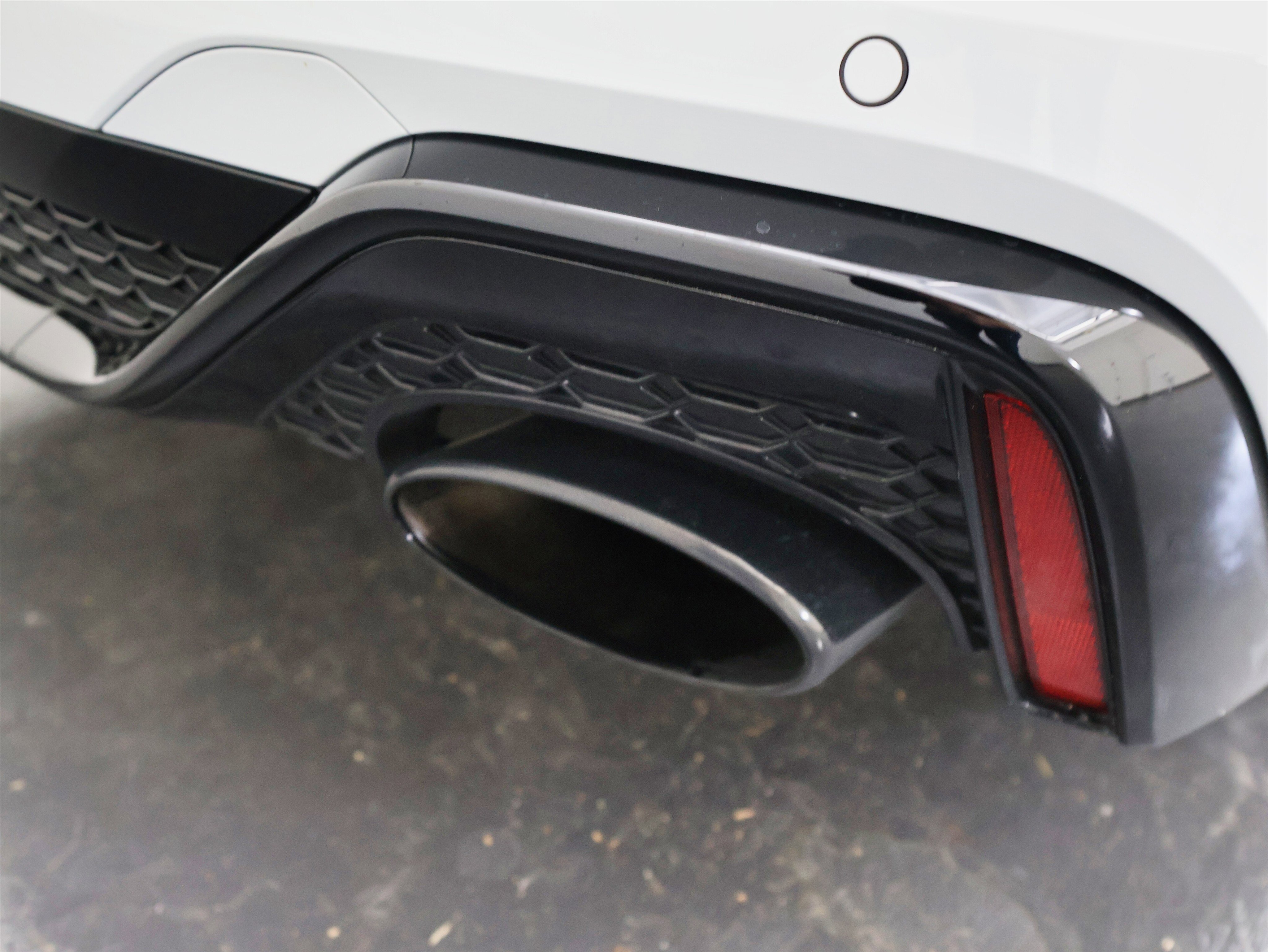 Used 2021 Audi RS 6 w/ Executive Package image 16