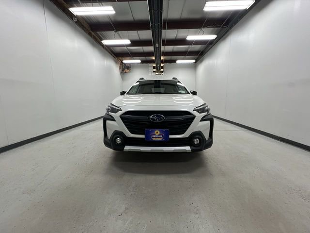 Used 2025 Subaru Outback Limited w/ Popular Package #2 AWD/4WD image 3