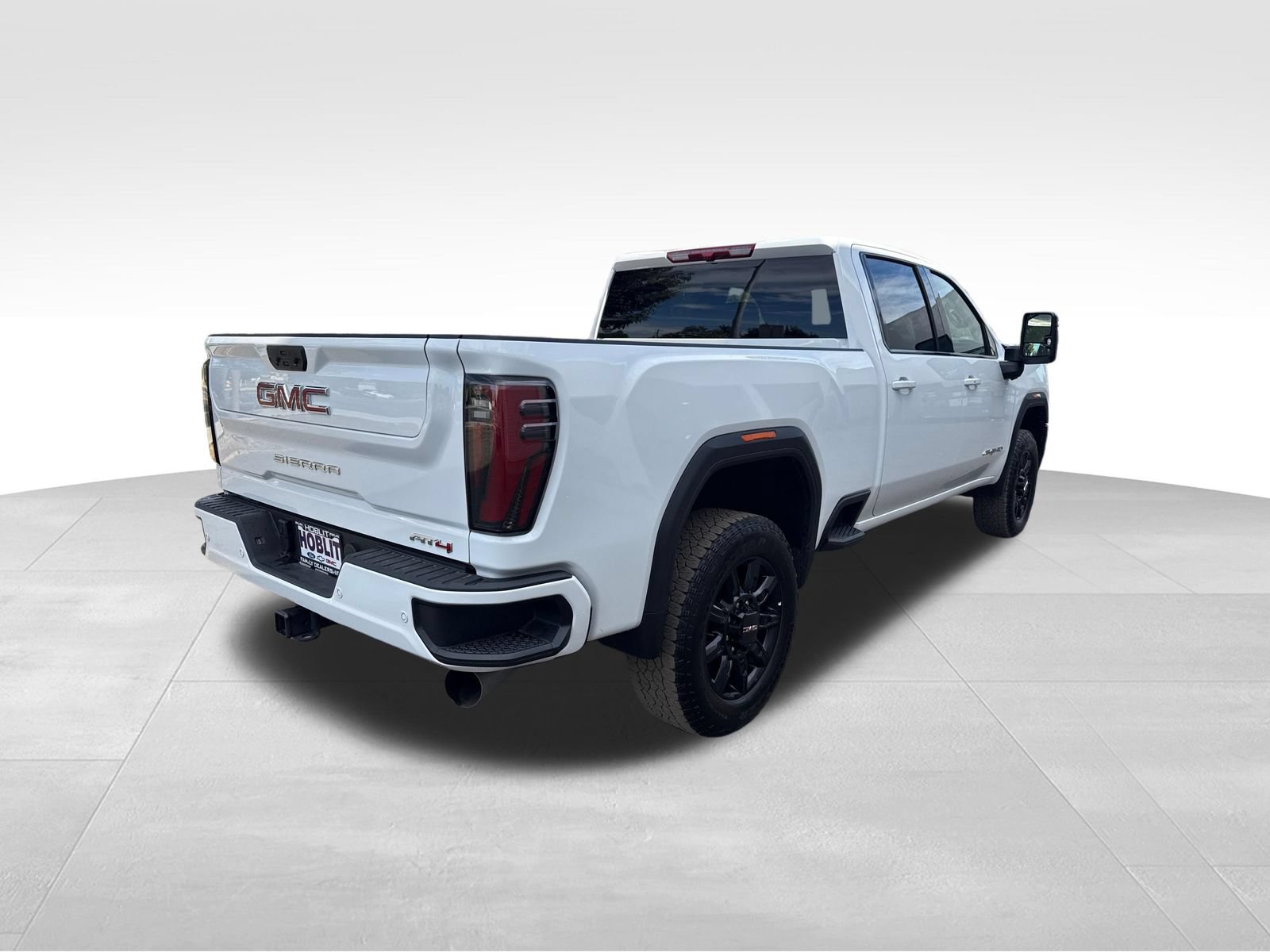 Used 2026 GMC Sierra 2500 AT4 AWD/4WD image 5