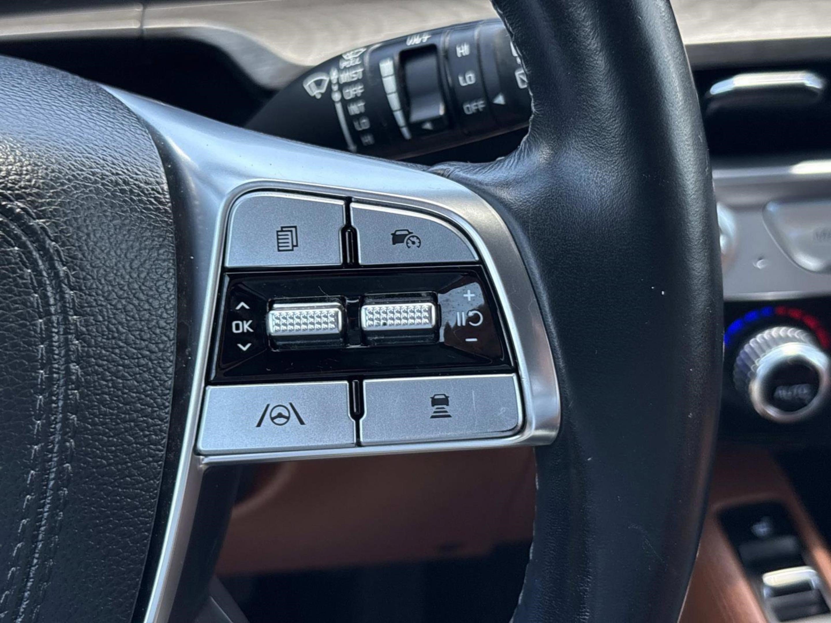 Used 2023 Kia Telluride EX X-Line AWD/4WD image 26