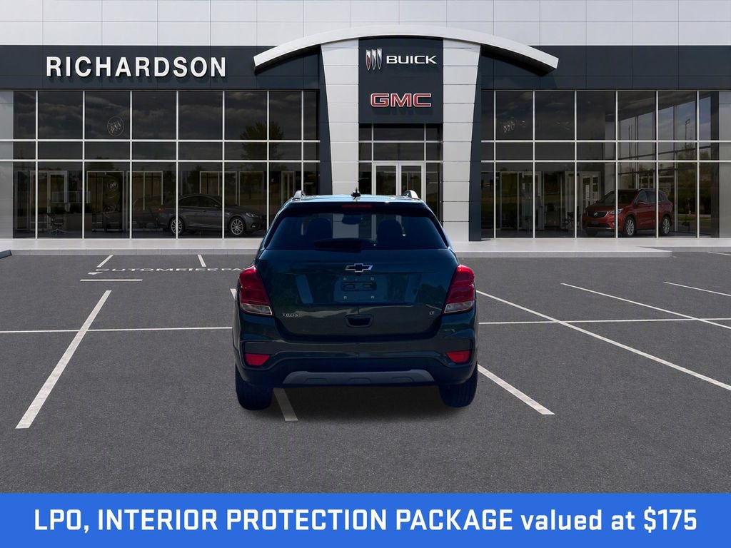 Used 2019 Chevrolet Trax LT w/ LT Convenience Package FWD image 4