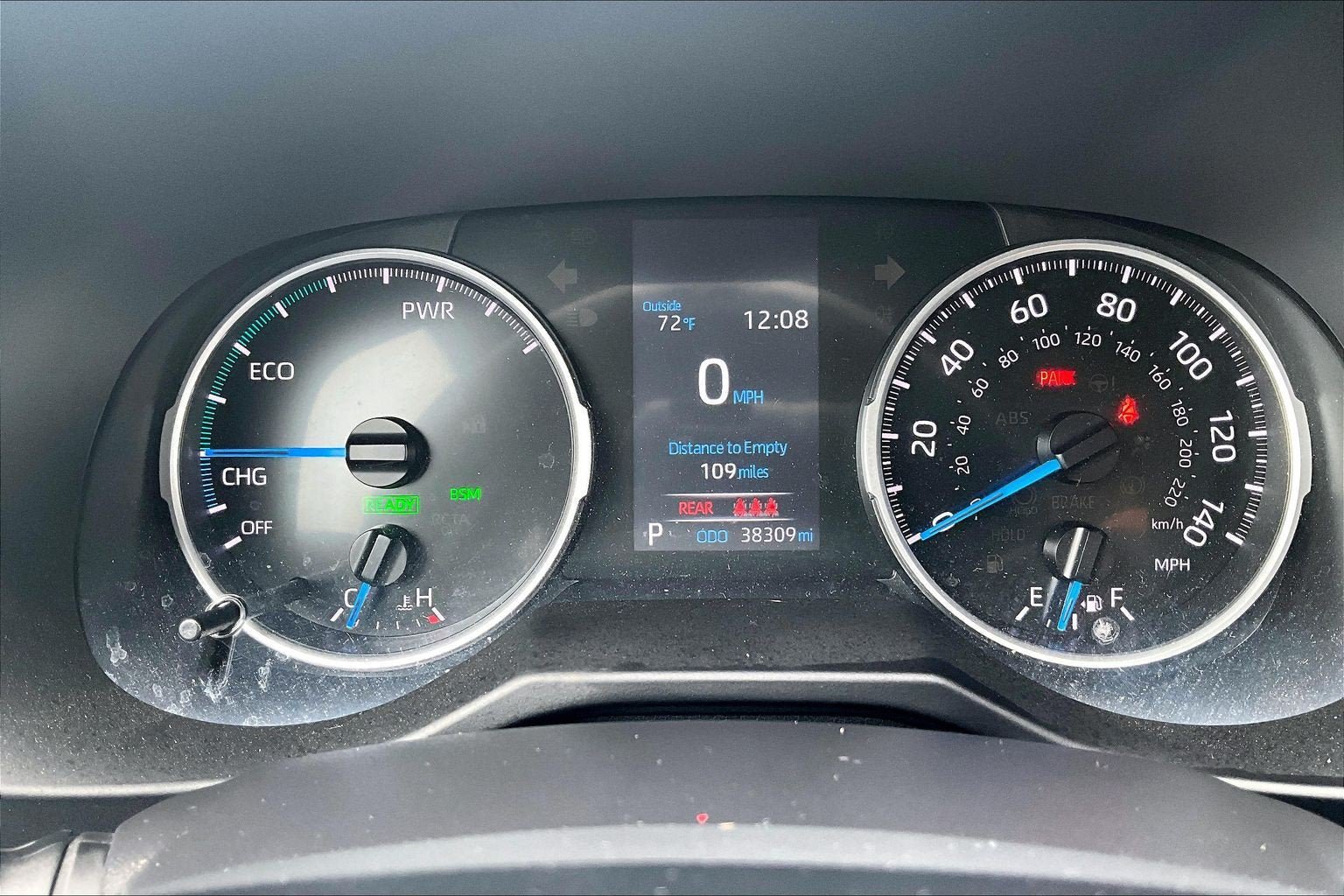 Used 2022 Toyota RAV4 LE AWD/4WD image 19