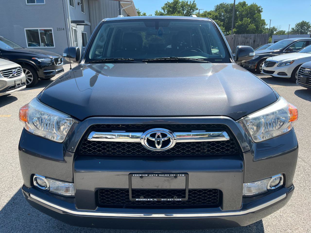 Used 2013 Toyota 4Runner Limited AWD/4WD image 8