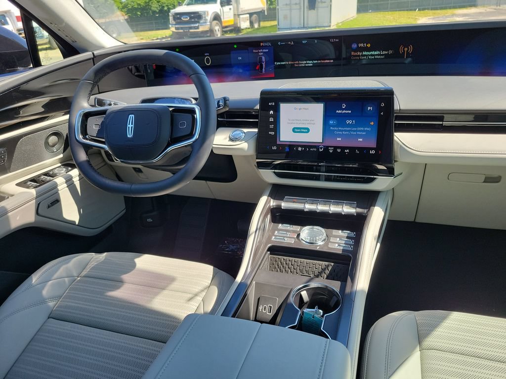 New 2026 Lincoln Nautilus Reserve AWD/4WD image 13