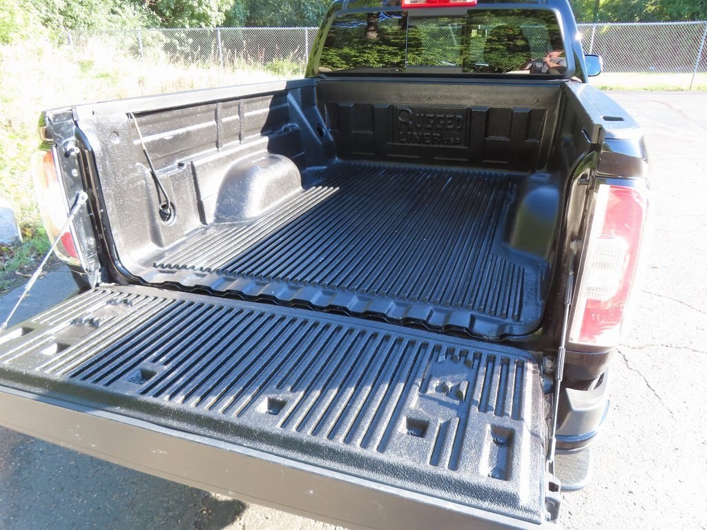 Used 2022 GMC Canyon Elevation image 17