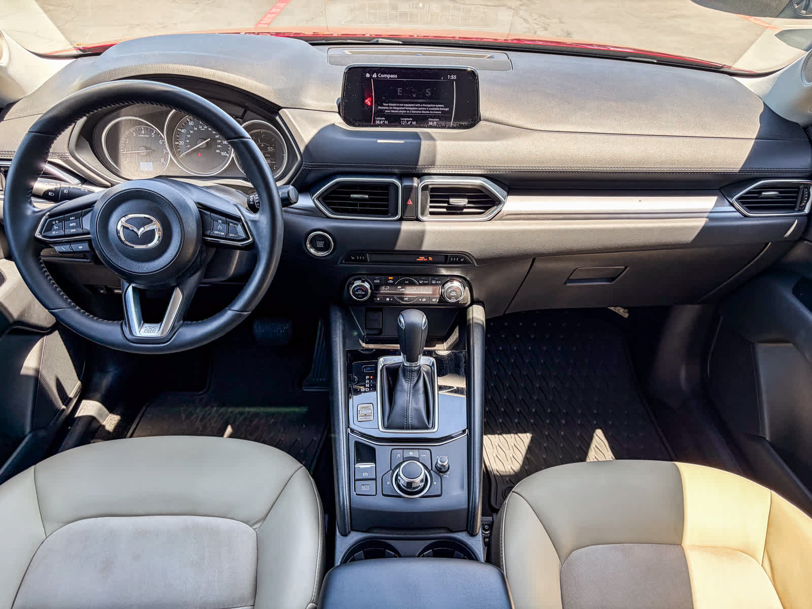 Used 2017 MAZDA CX-5 Touring FWD image 11