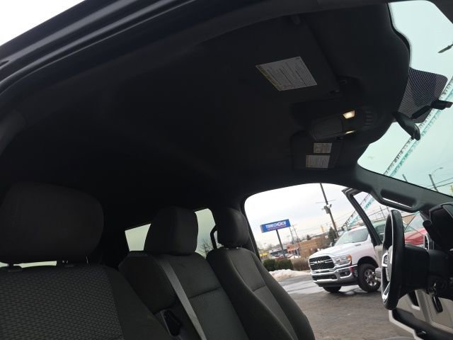 Used 2017 Ford F250 XLT w/ XLT Value Package image 41