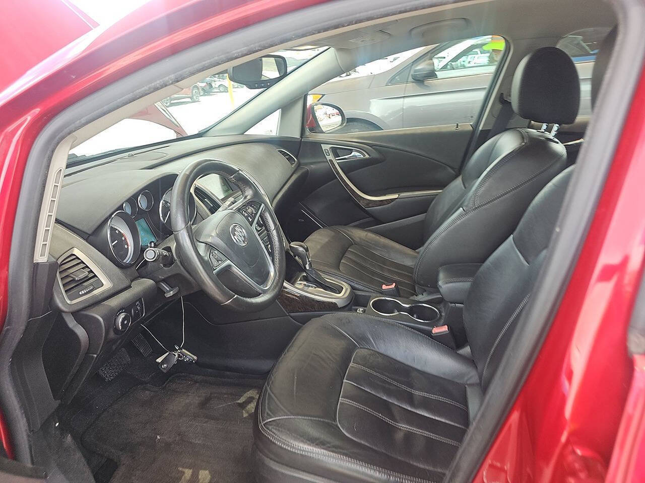 Used 2012 Buick Verano Leather FWD image 6