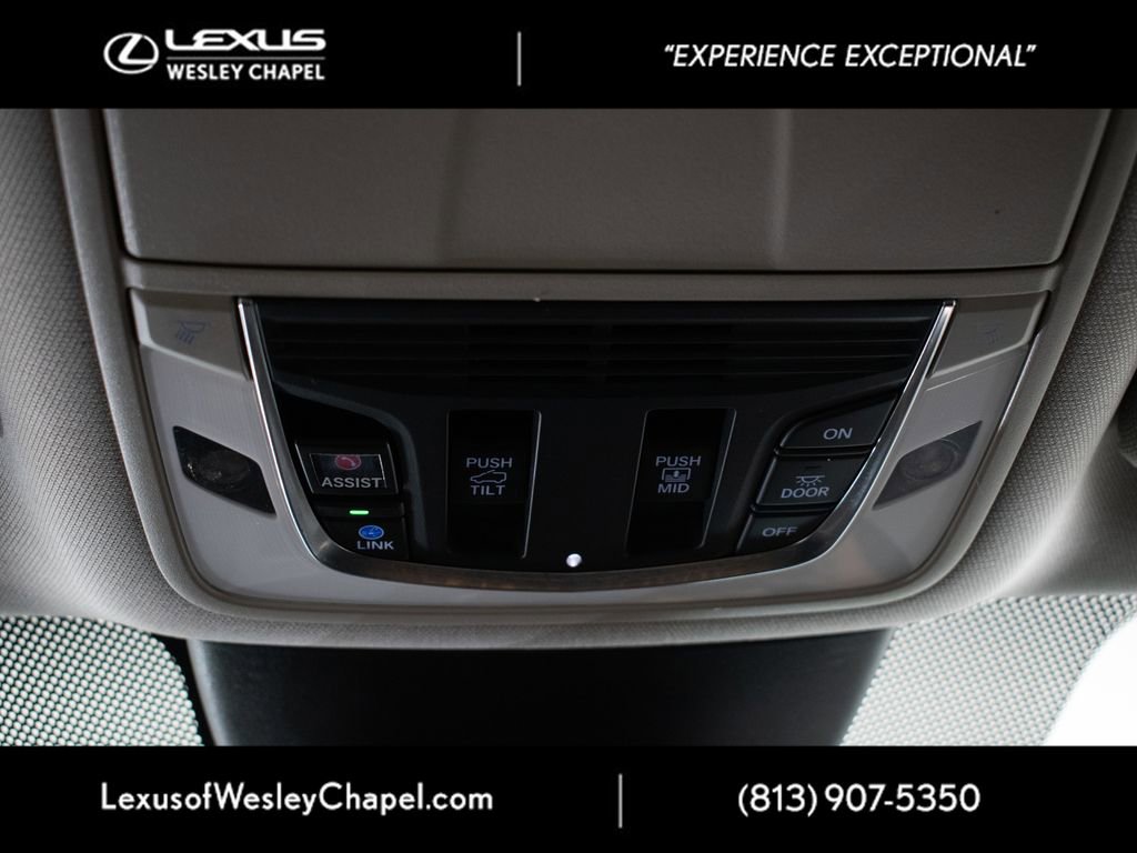 Used 2023 Acura MDX FWD w/ Technology Package image 38
