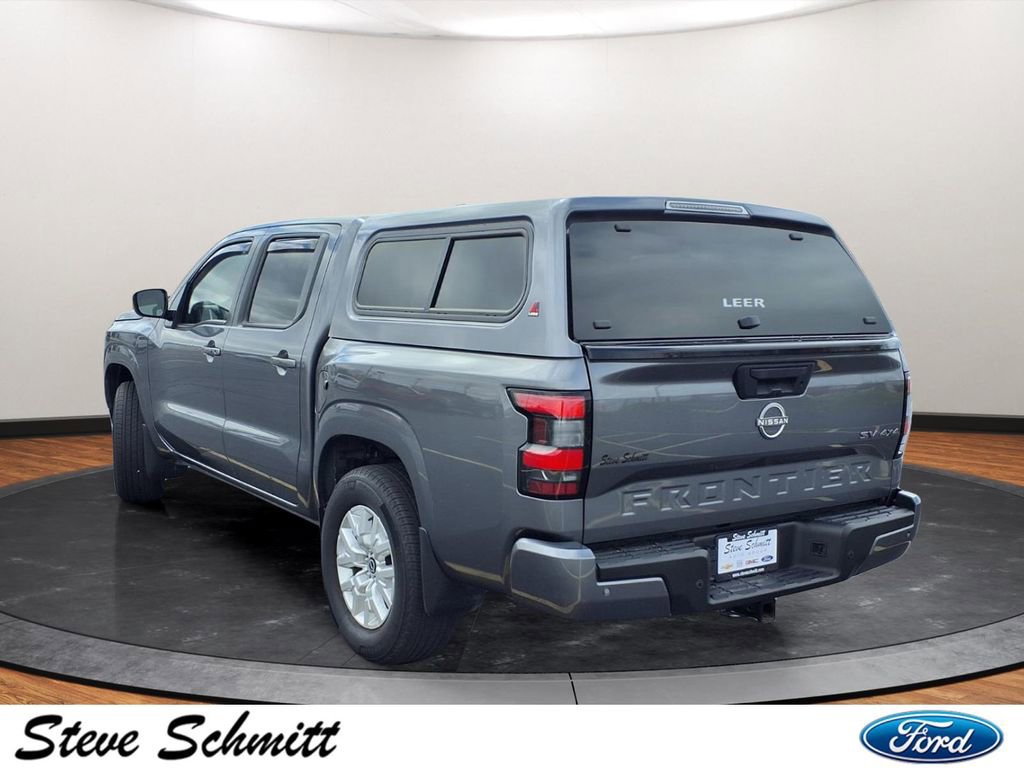 Used 2022 Nissan Frontier SV image 3