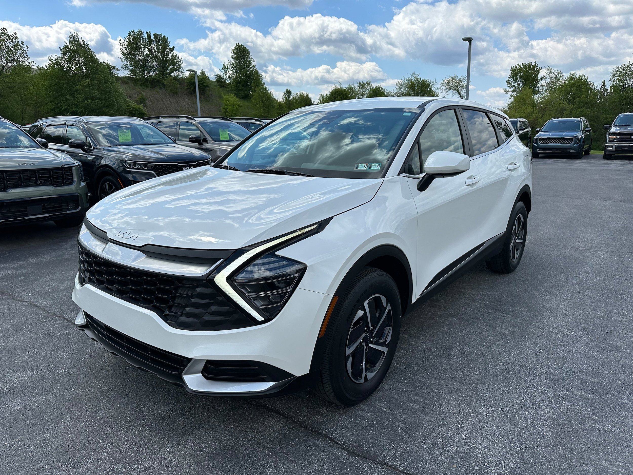 Used 2024 Kia Sportage LX AWD/4WD video 1