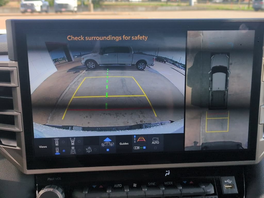 New 2026 Toyota Tundra Limited AWD/4WD image 15