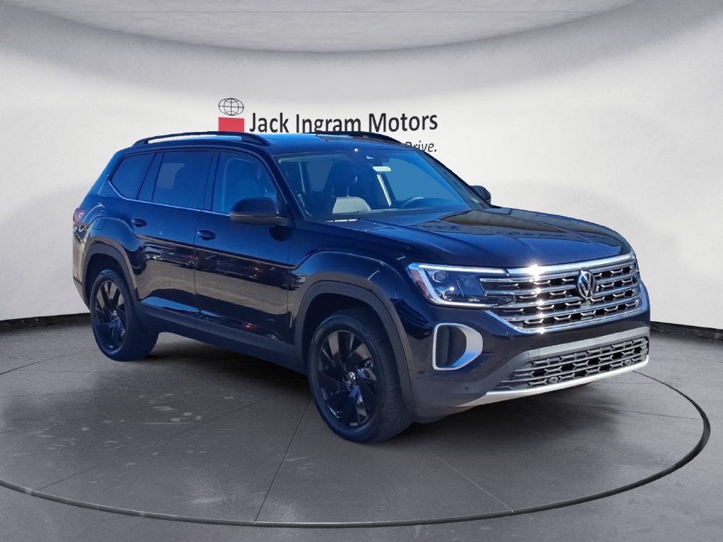 Used 2026 Volkswagen Atlas SE FWD image 7