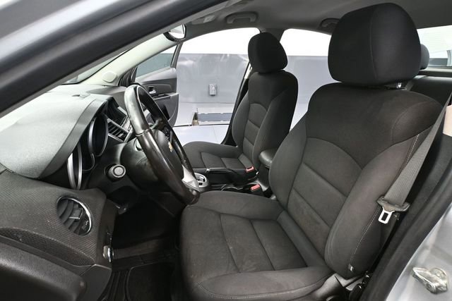 Used 2014 Chevrolet Cruze LT FWD image 20