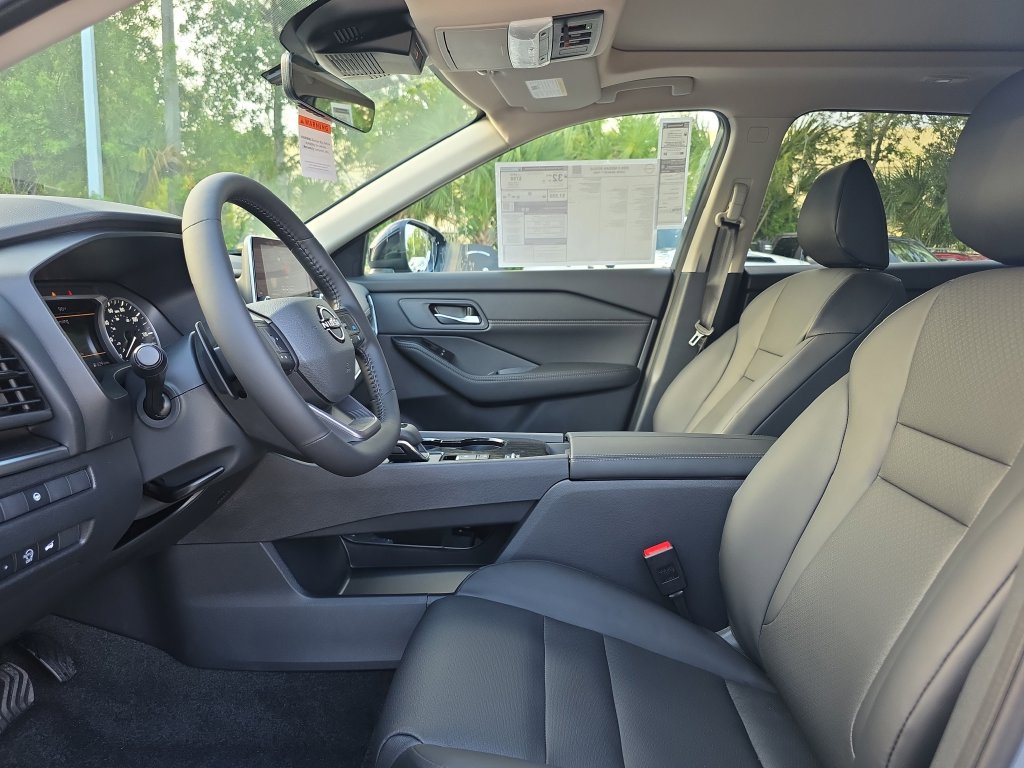 New 2026 Nissan Rogue Dark Armor FWD image 21