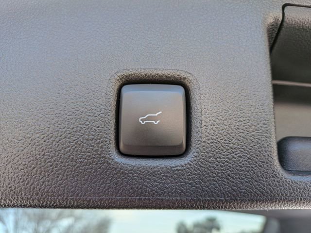 Used 2022 Ford Escape SE w/ Convenience Package image 29