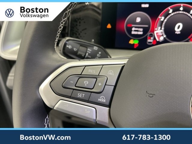 New 2026 Volkswagen Tiguan SE image 16