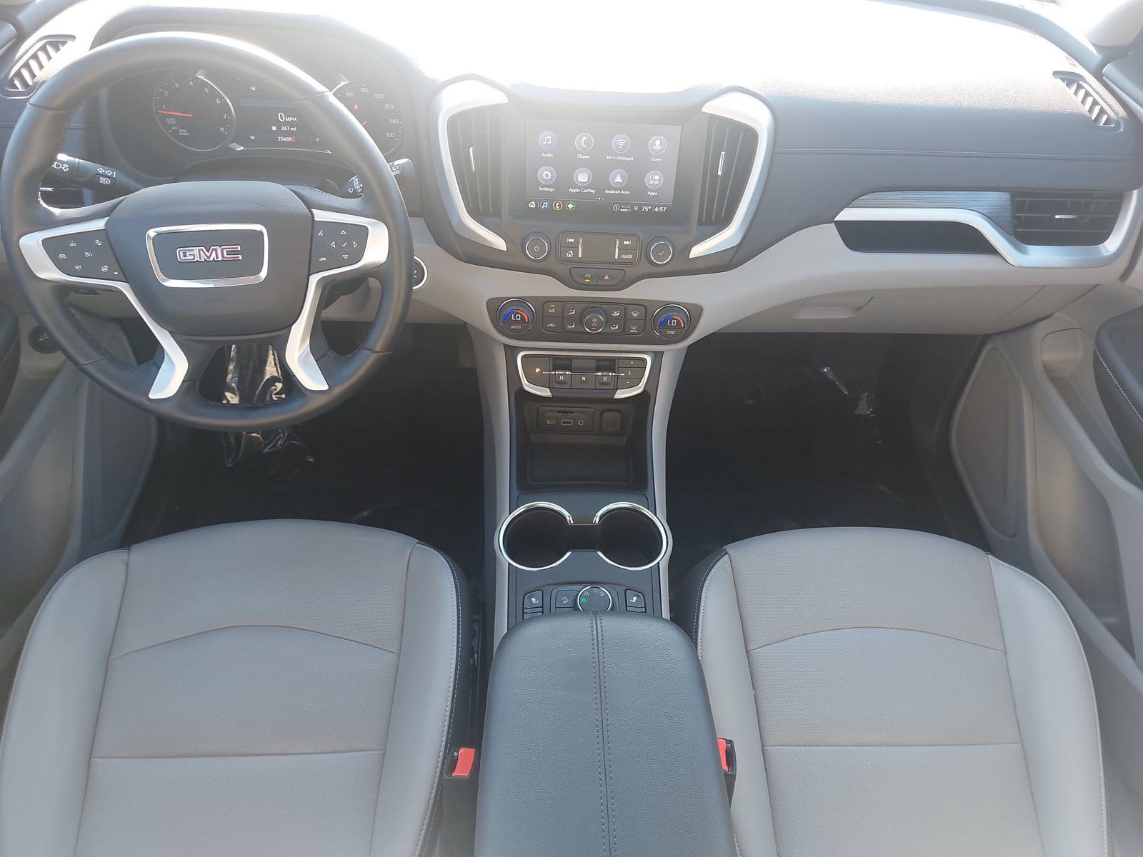 Used 2024 GMC Terrain SLT AWD/4WD image 9