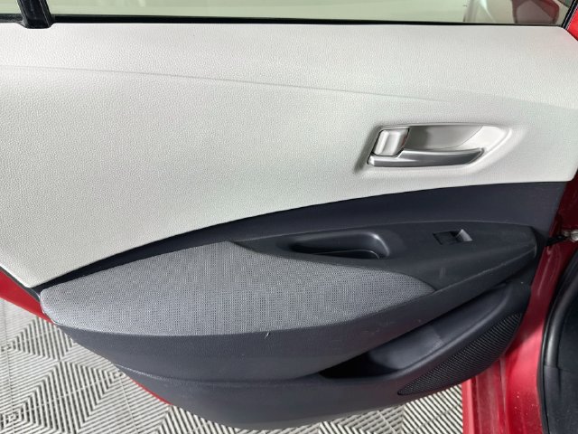 Used 2020 Toyota Corolla LE FWD image 22
