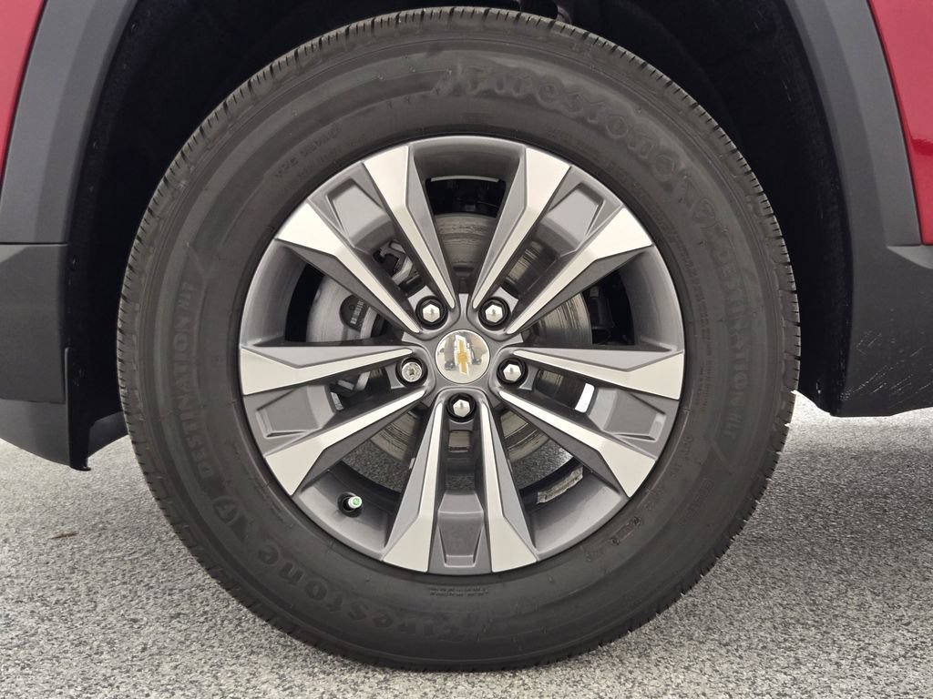 New 2026 Chevrolet Equinox LT w/ LPO, Floor Liner Package FWD image 10