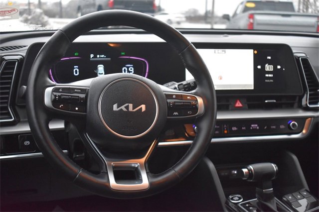 Used 2023 Kia Sportage EX image 18