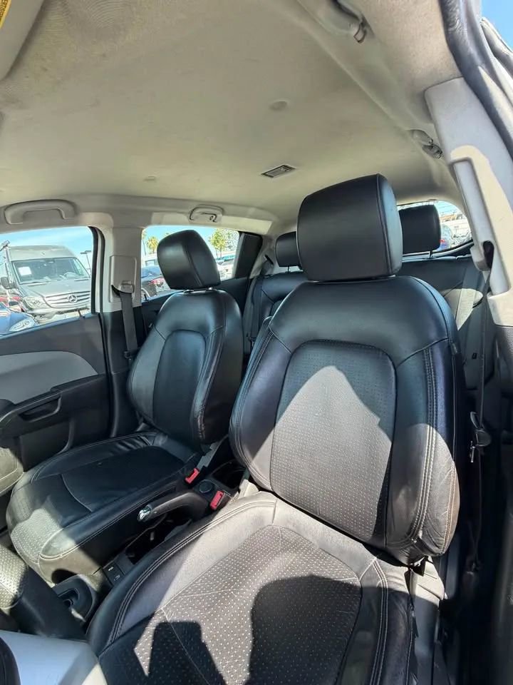 Used 2020 Chevrolet Sonic LT image 6