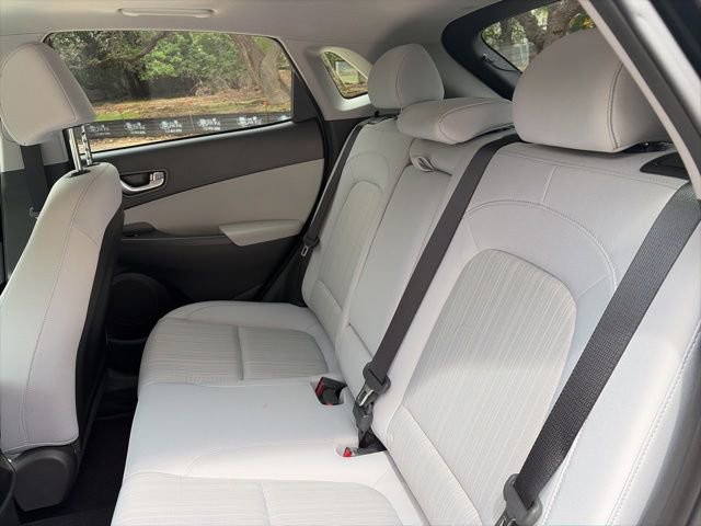 Certified 2023 Hyundai Kona SEL w/ Convenience Package AWD/4WD image 7