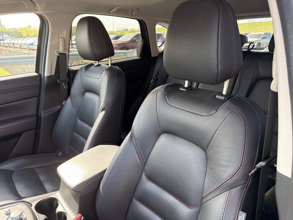 Used 2023 MAZDA CX-5 Carbon Edition image 26