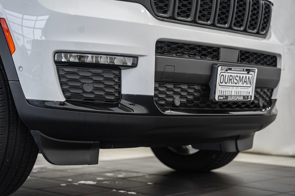 New 2025 Jeep Grand Cherokee L Limited w/ Luxury Tech Group II image 14