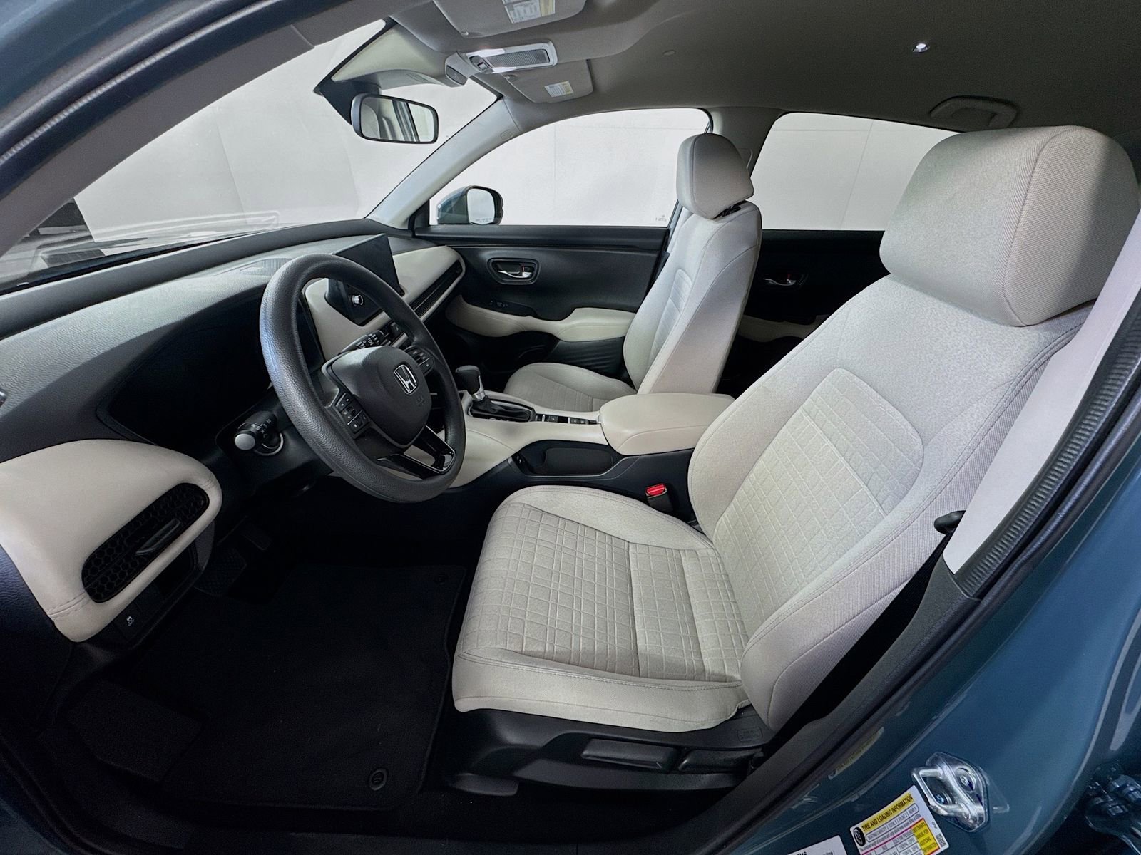 Used 2026 Honda HR-V LX image 17