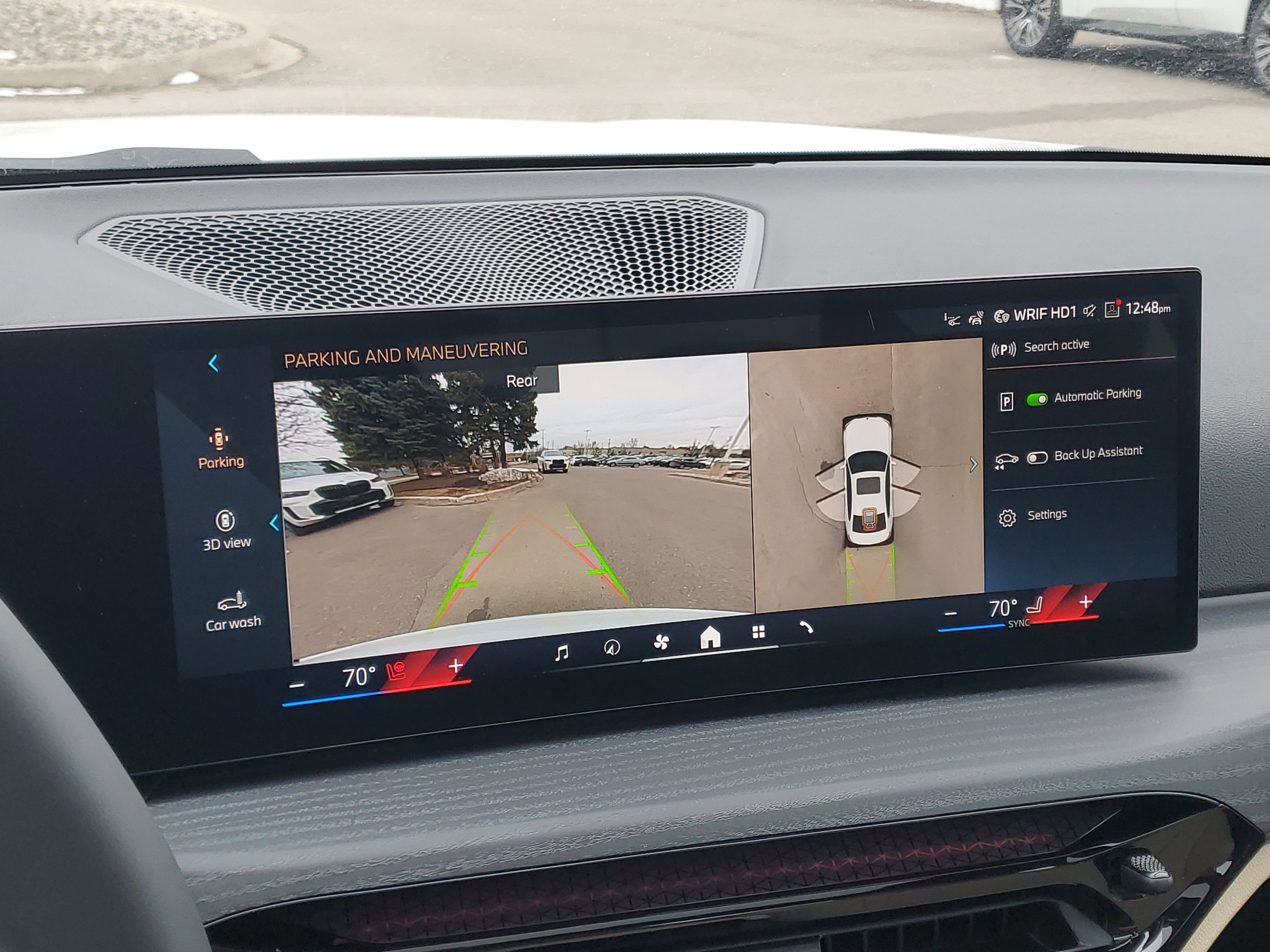 New 2026 BMW 330i xDrive Sedan w/ Premium Package image 17