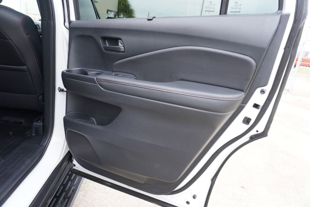 Used 2023 Honda Passport TrailSport image 25