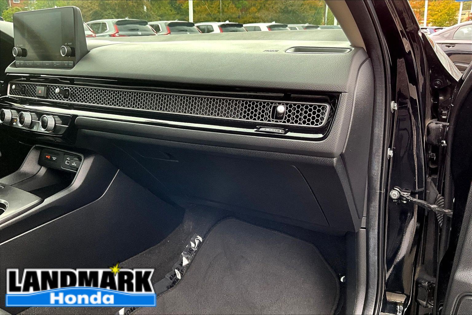 Used 2024 Honda Civic LX image 16