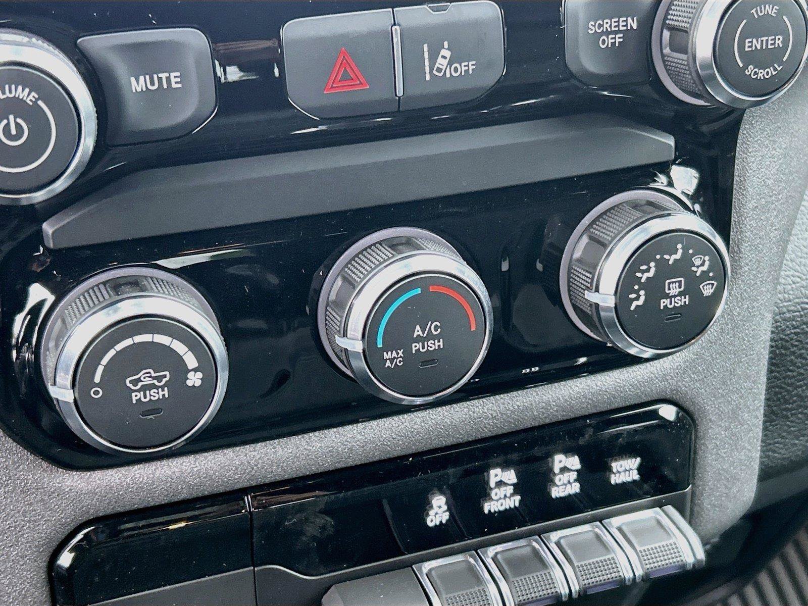 New 2026 RAM 1500 Warlock AWD/4WD image 31