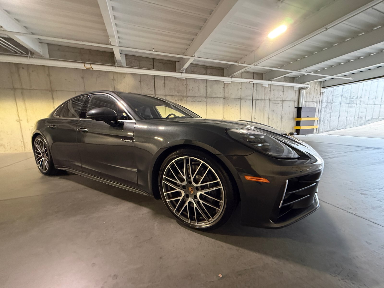 Certified 2026 Porsche Panamera 4 AWD/4WD image 9
