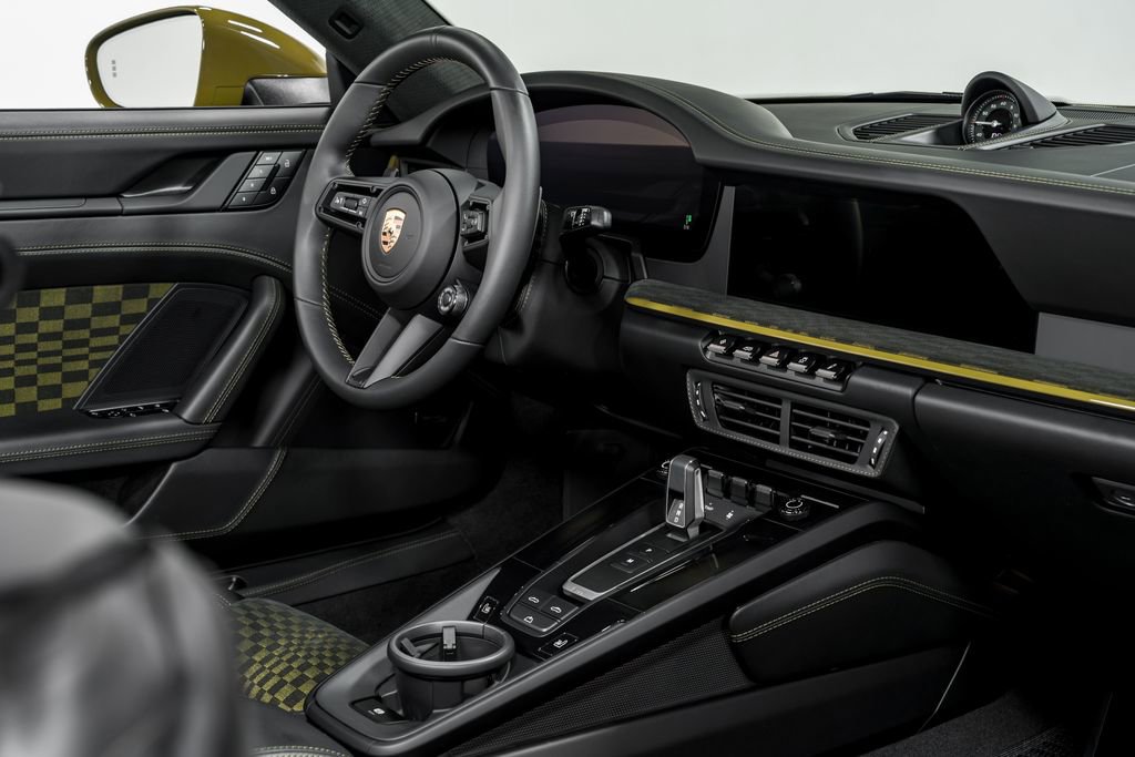 Used 2026 Porsche 911 Carrera GTS image 33