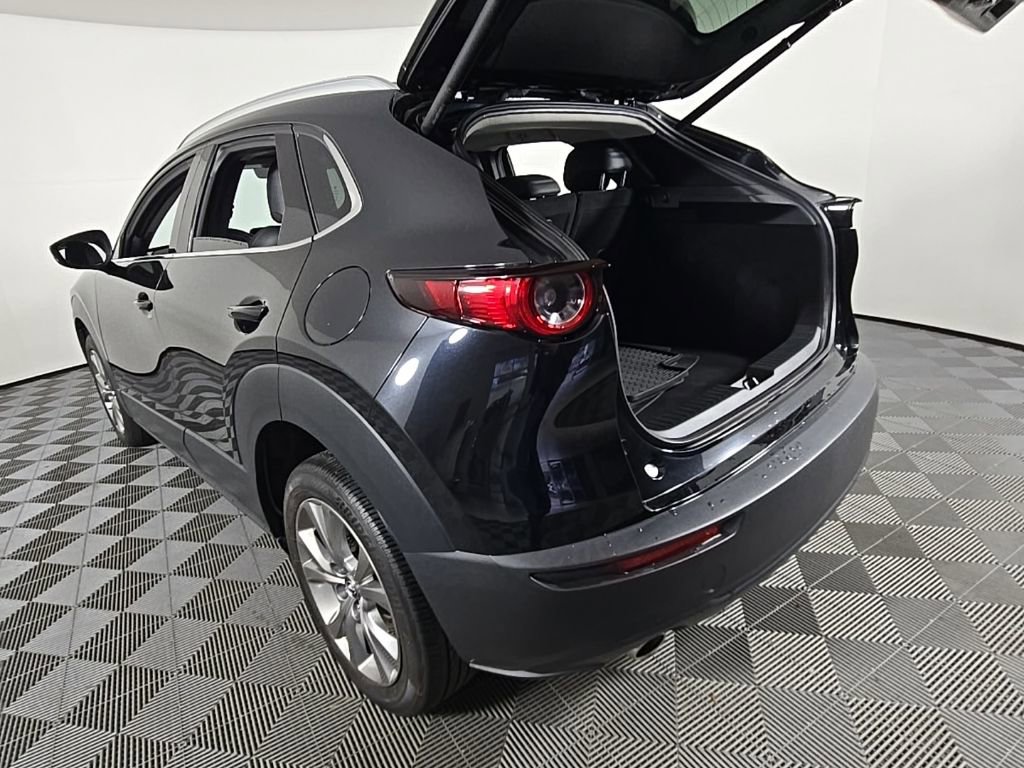 Used 2022 MAZDA CX-30 AWD 2.5 S w/ Premium Package image 12