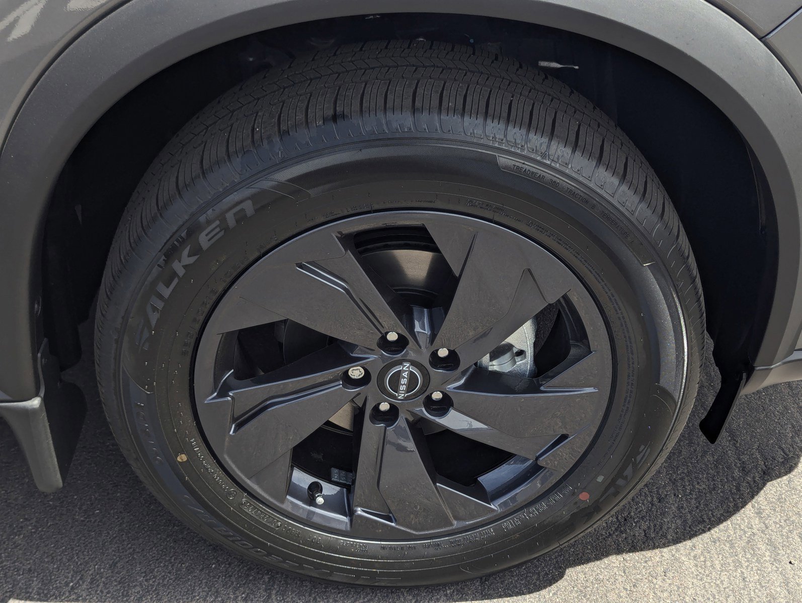 New 2026 Nissan Rogue SV FWD image 7