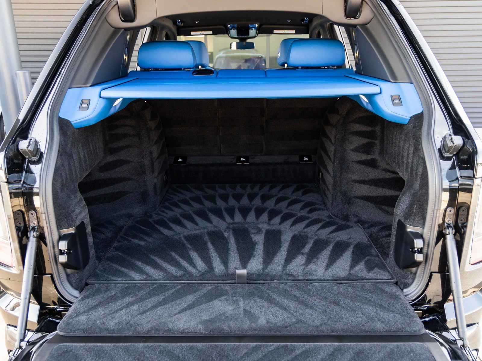 New 2026 Rolls-Royce Cullinan image 45