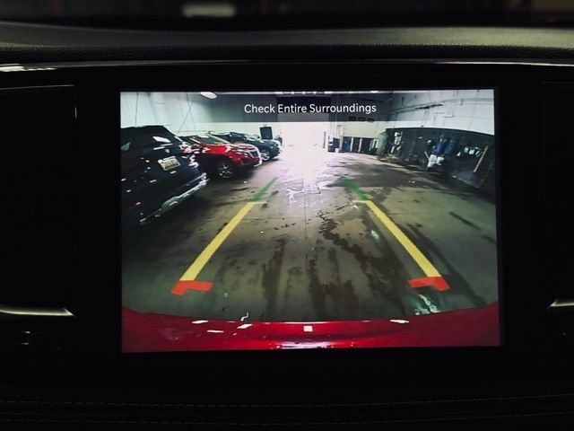 Used 2025 Chrysler Pacifica Limited image 45