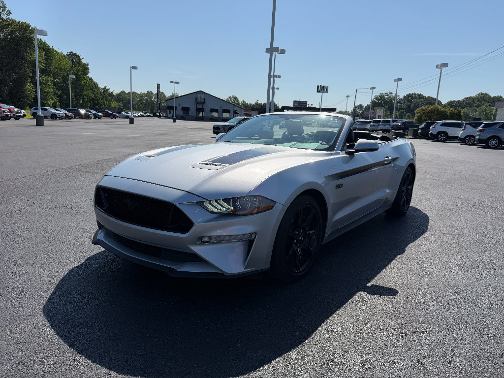 Used 2019 Ford Mustang GT Premium w/ Equipment Group 401A RWD image 3