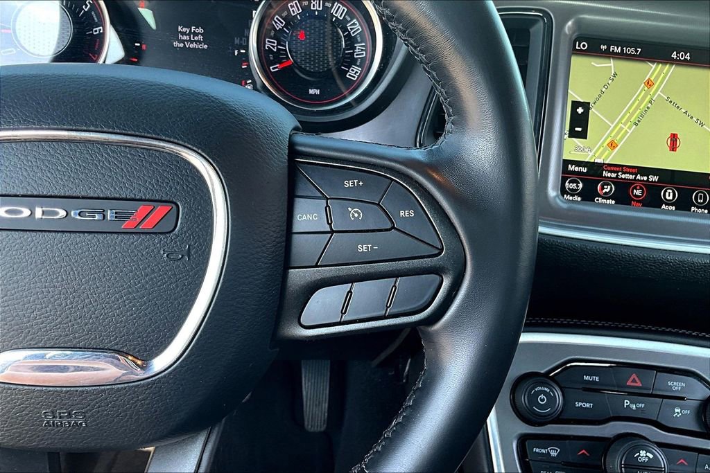 Used 2022 Dodge Challenger SXT w/ Driver Convenience Group RWD image 12
