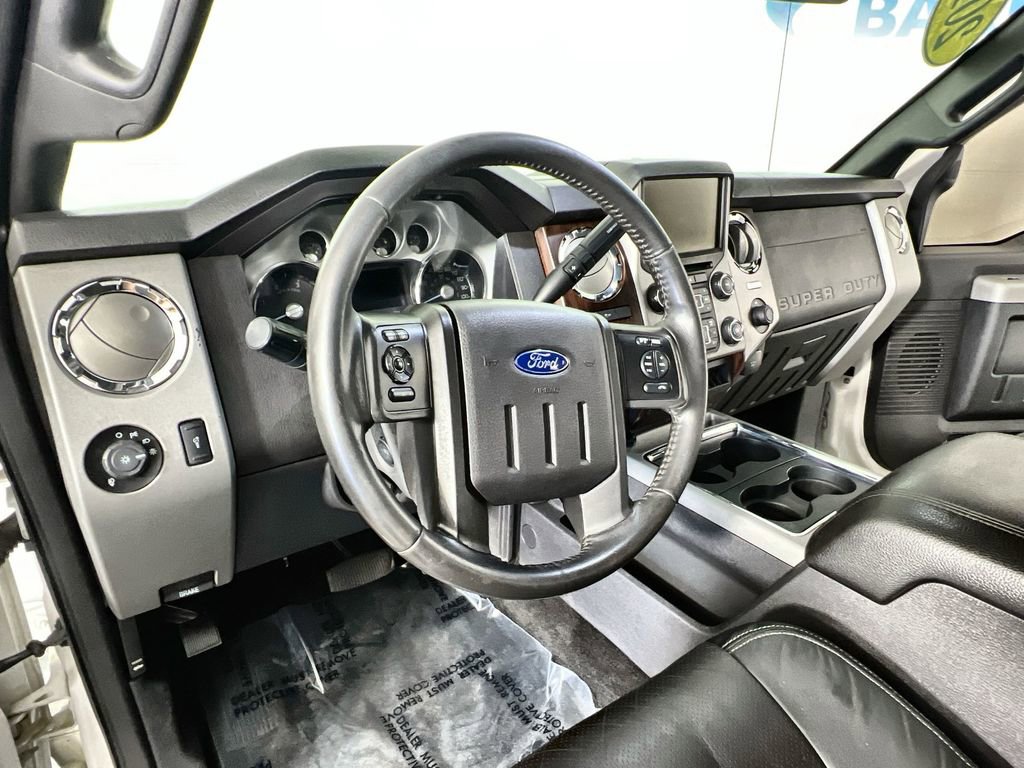 Used 2015 Ford F250 Lariat w/ Lariat Ultimate Package AWD/4WD image 11